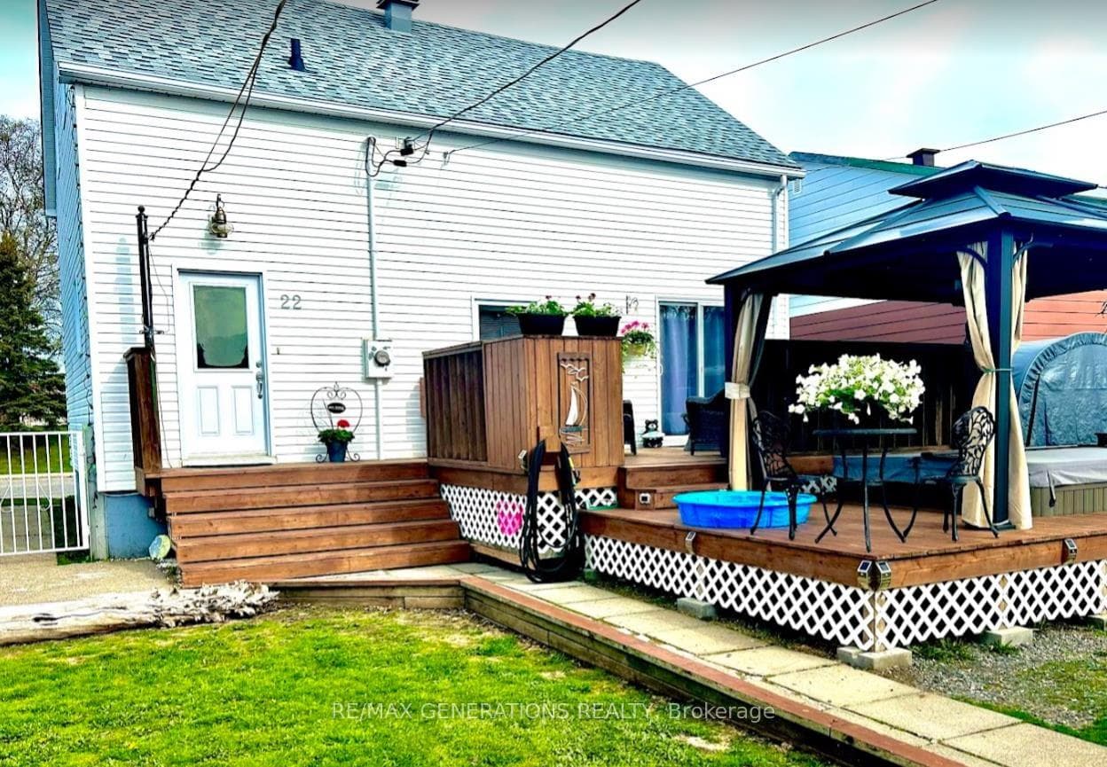 22 Stevens Avenue photo 30