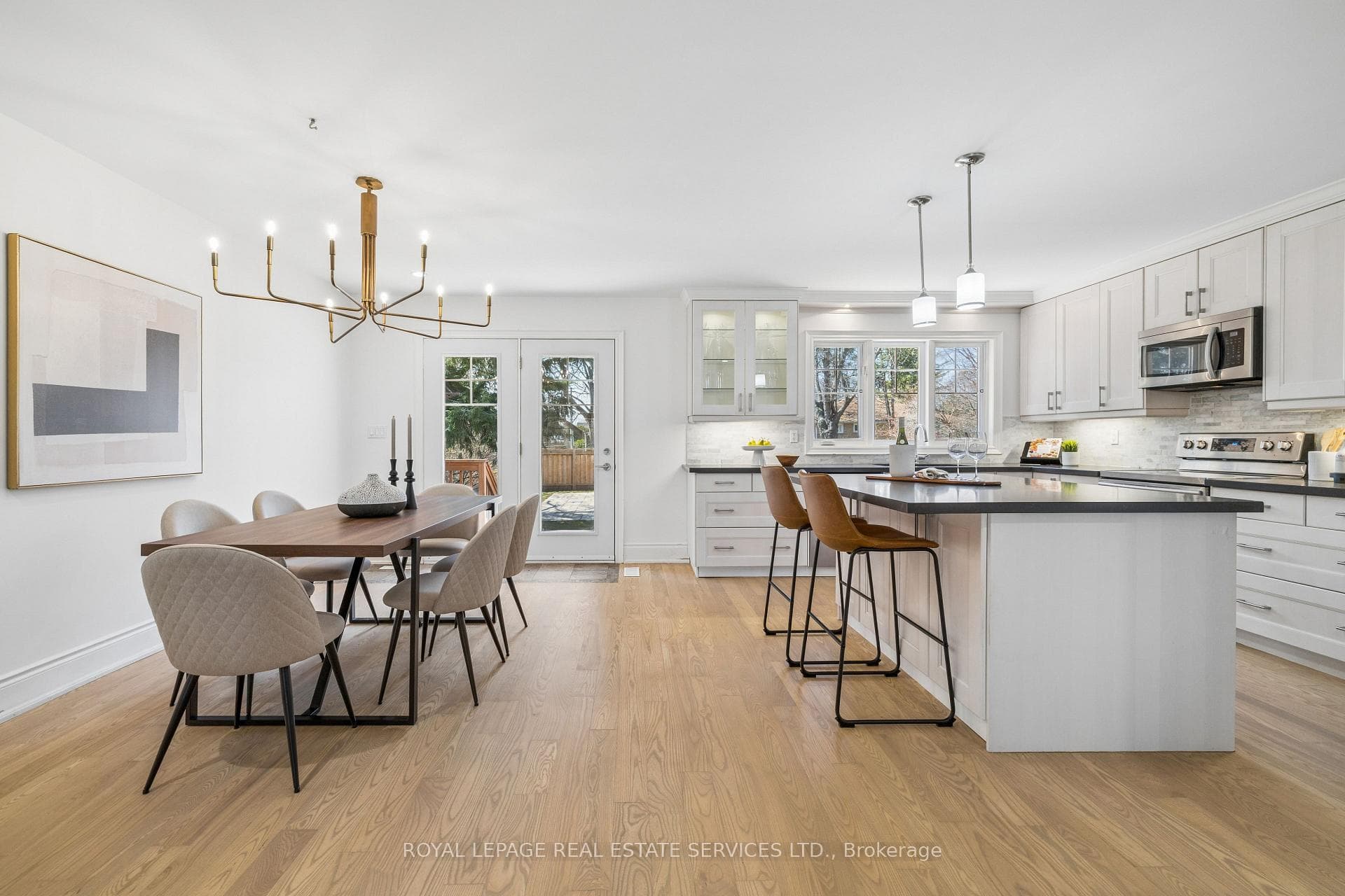 434 Winston Road photo 9