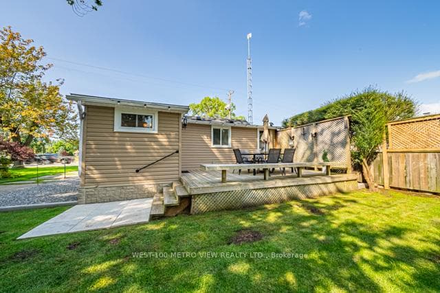 12187 Lakeshore Road photo 22