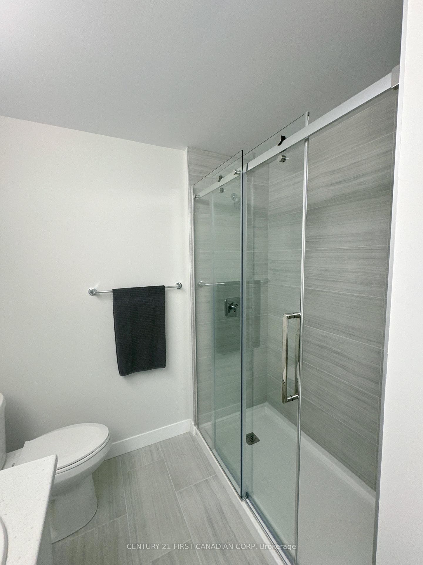 100 The Promenade Unit 117 photo 12