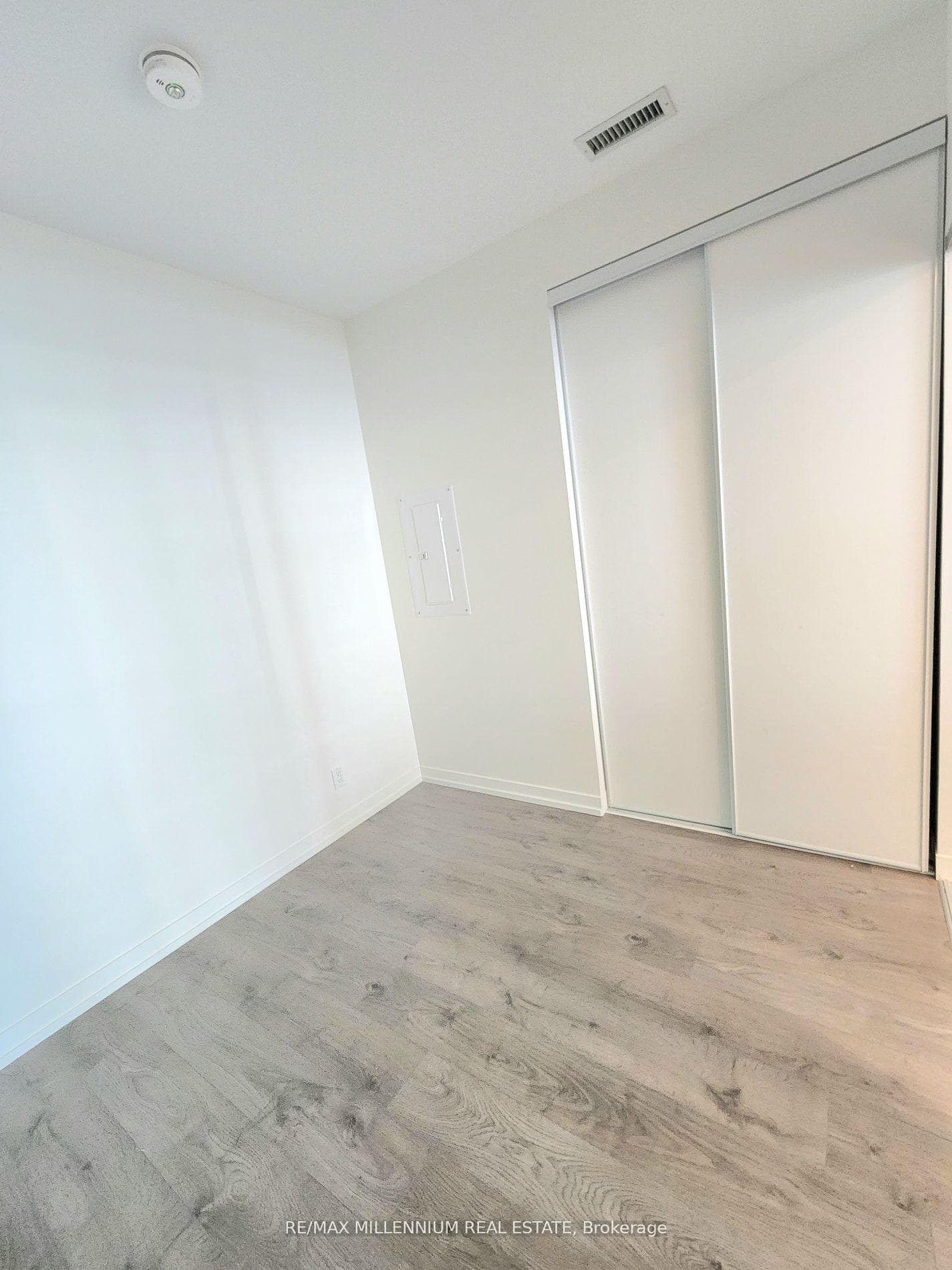 950 PORTAGE Parkway Unit 3503 photo 6