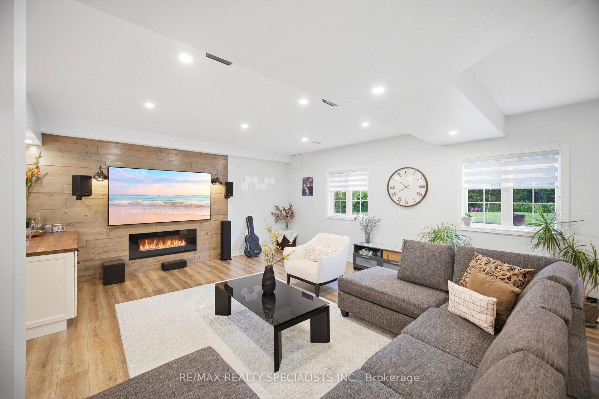 10 Valley Hill Drive photo 34