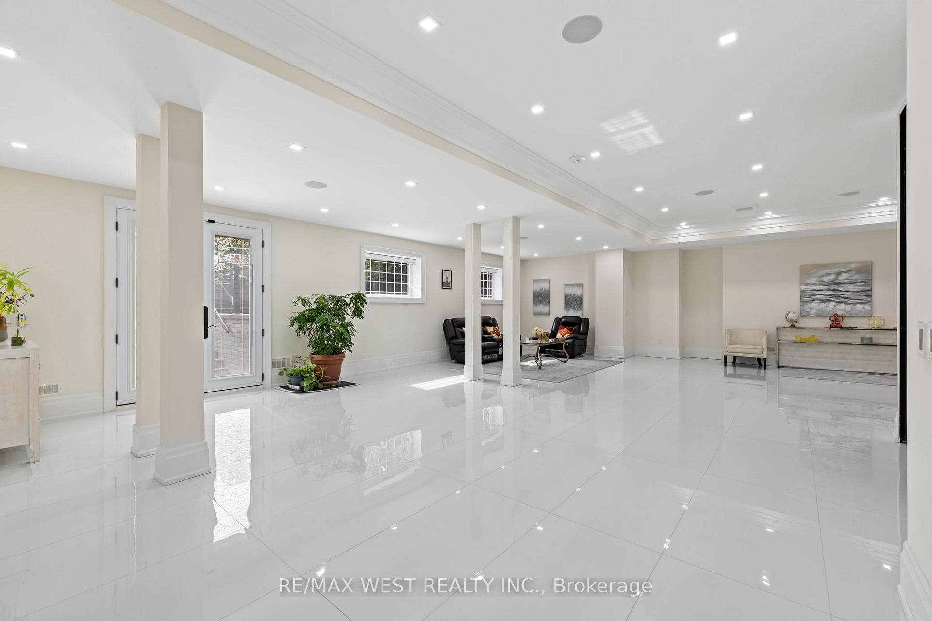 62 Sherwood Forest Drive photo 17