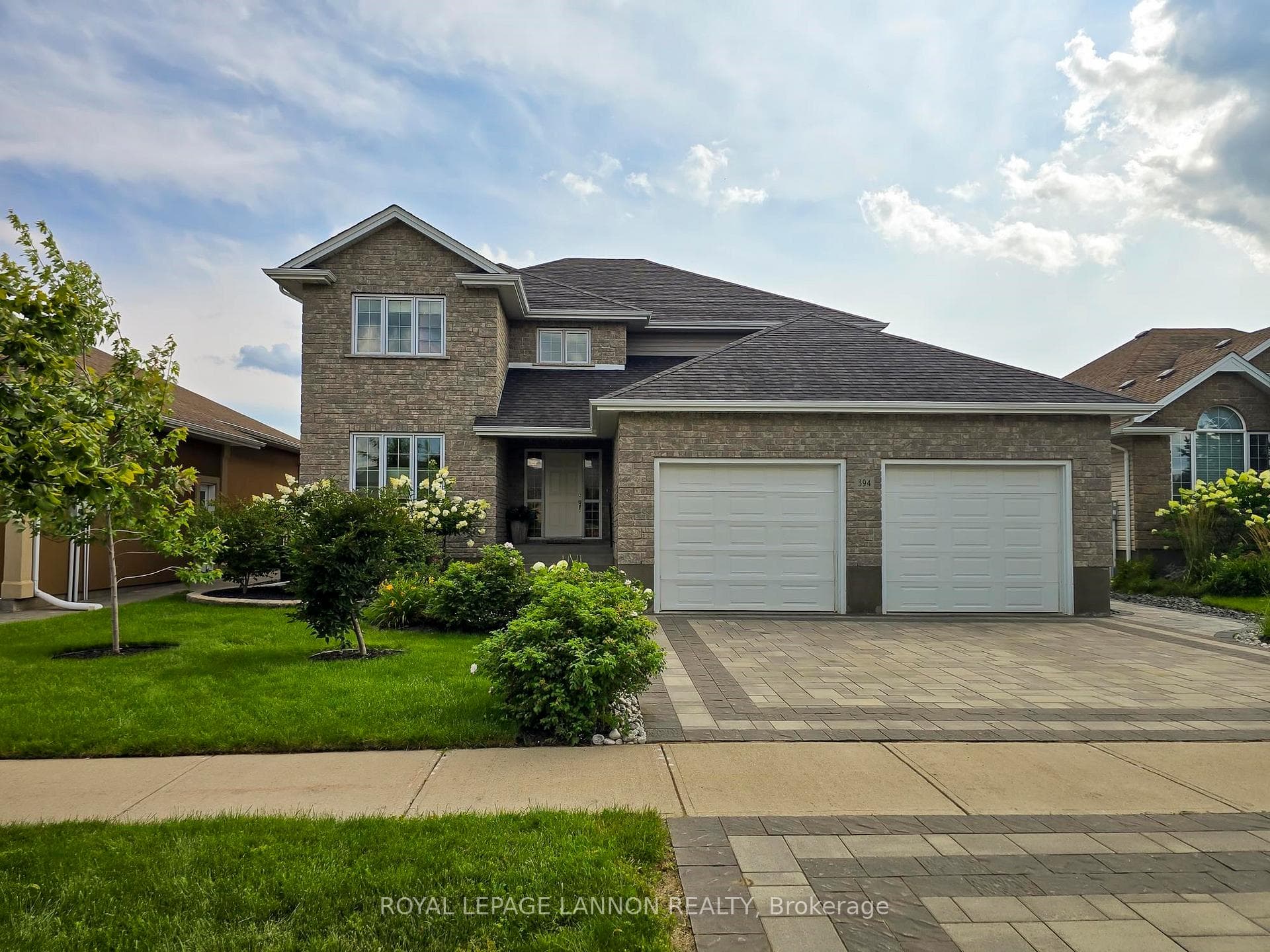 394 Summerhill Drive photo 1