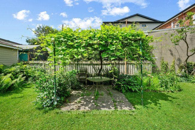 182 Fifth Avenue photo 19