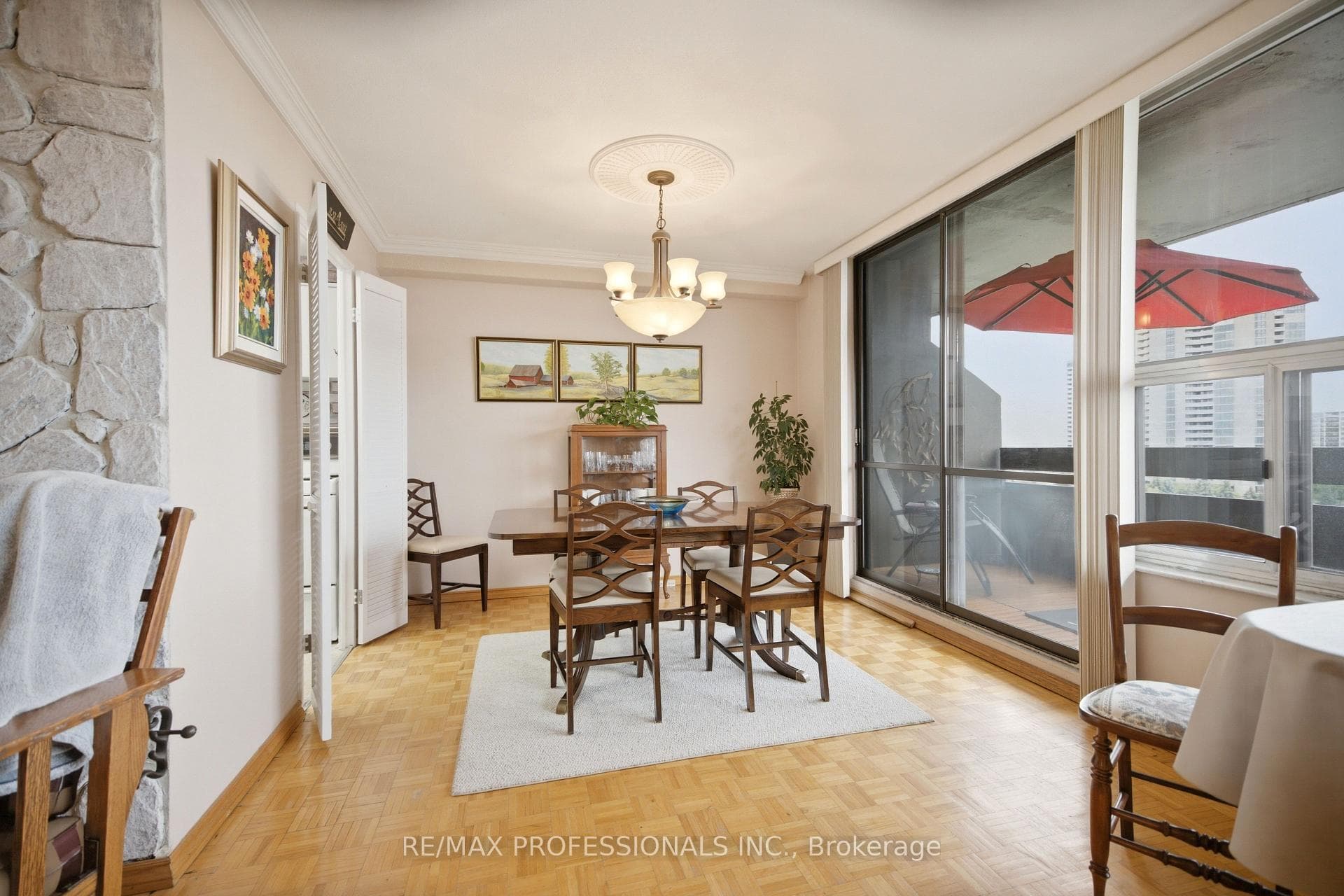 11 Wincott Drive Unit 1208 photo 8