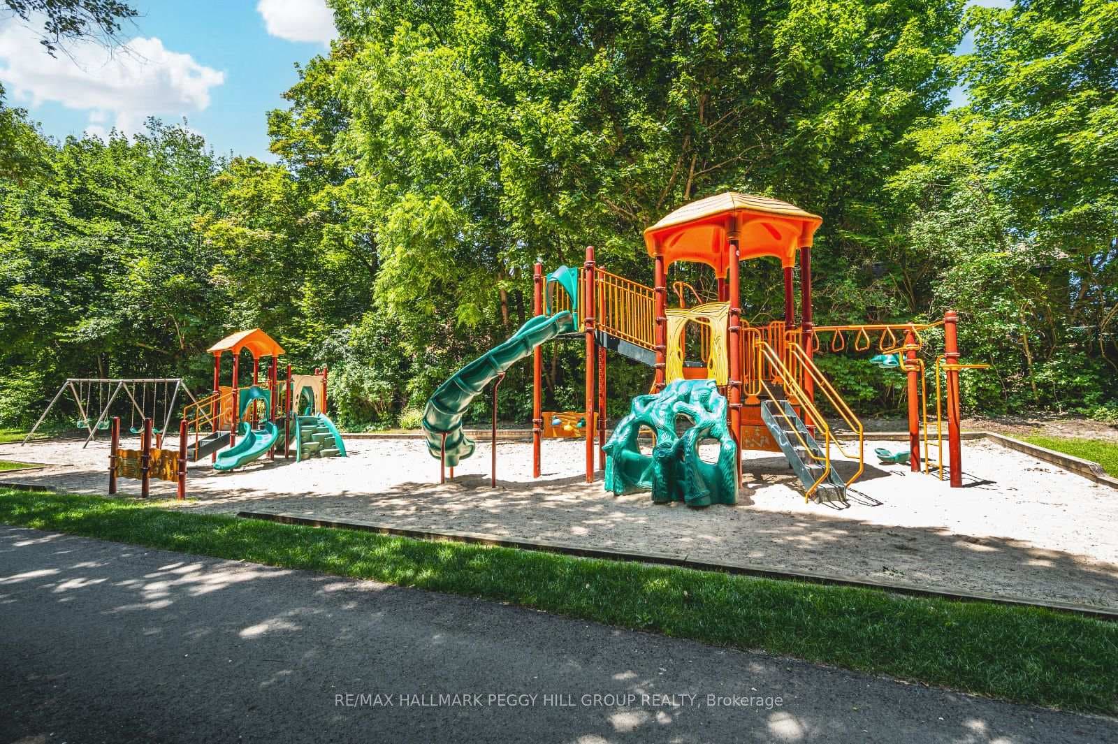 107 Codrington Street photo 25