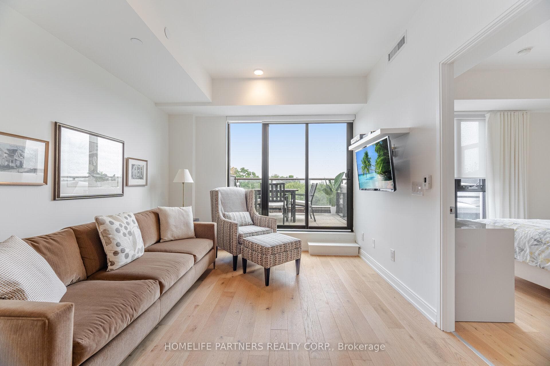 1100 Kingston Road Unit 408 photo 14