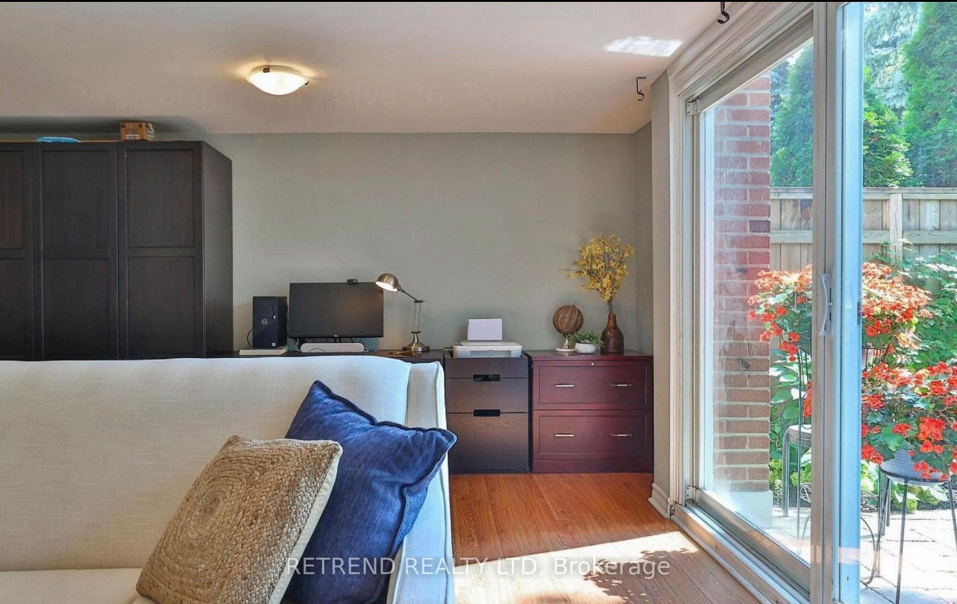94 George Henry Boulevard Unit 26 photo 25