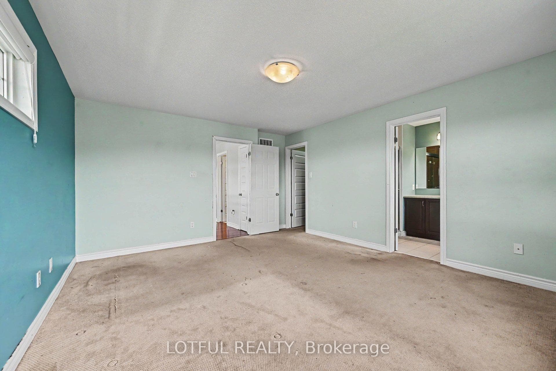2201 Marble Crescent photo 14