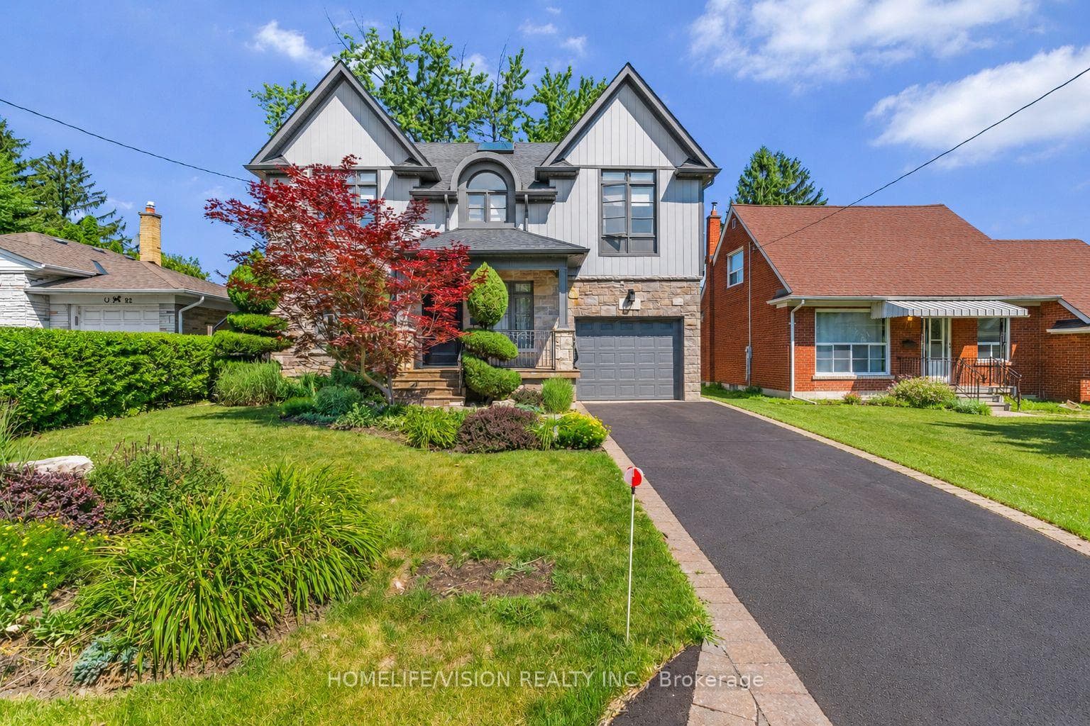 80 North Heights Road photo 1