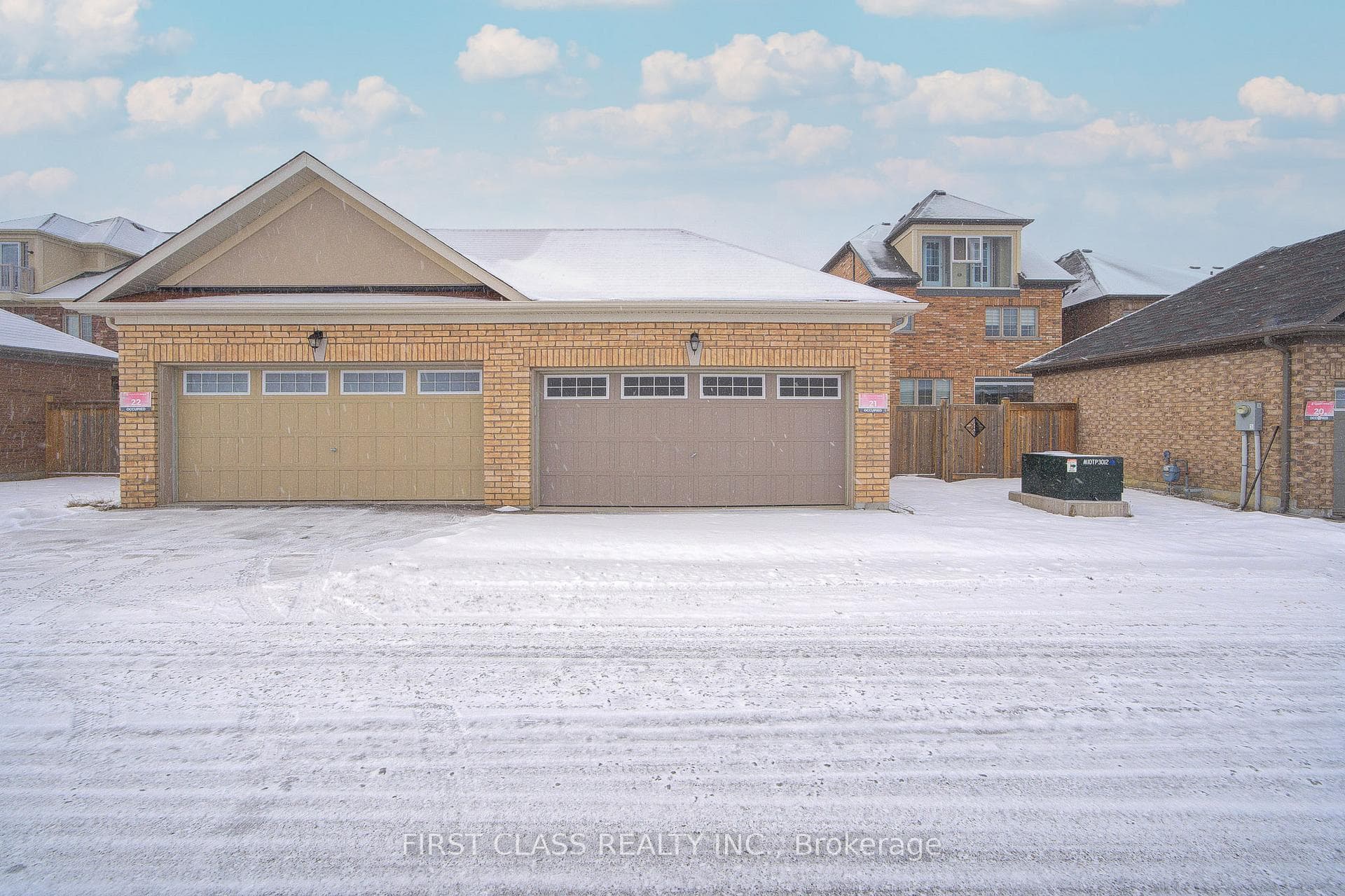 9 Gordon Landon Drive photo 45