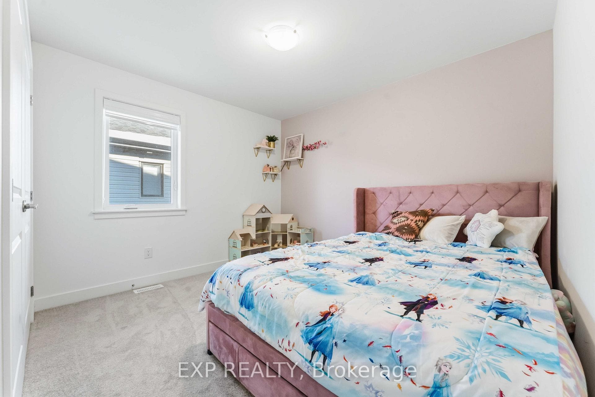 212 Reisling Way photo 30