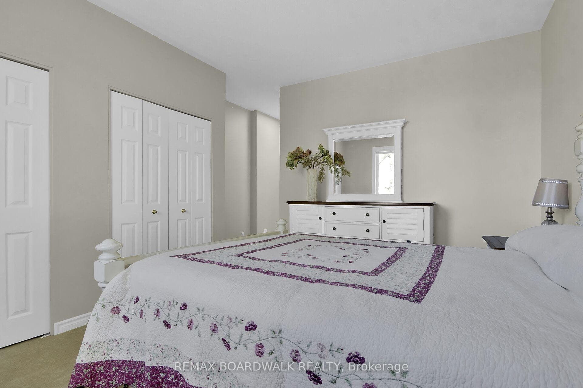 48 Maricona Way photo 32