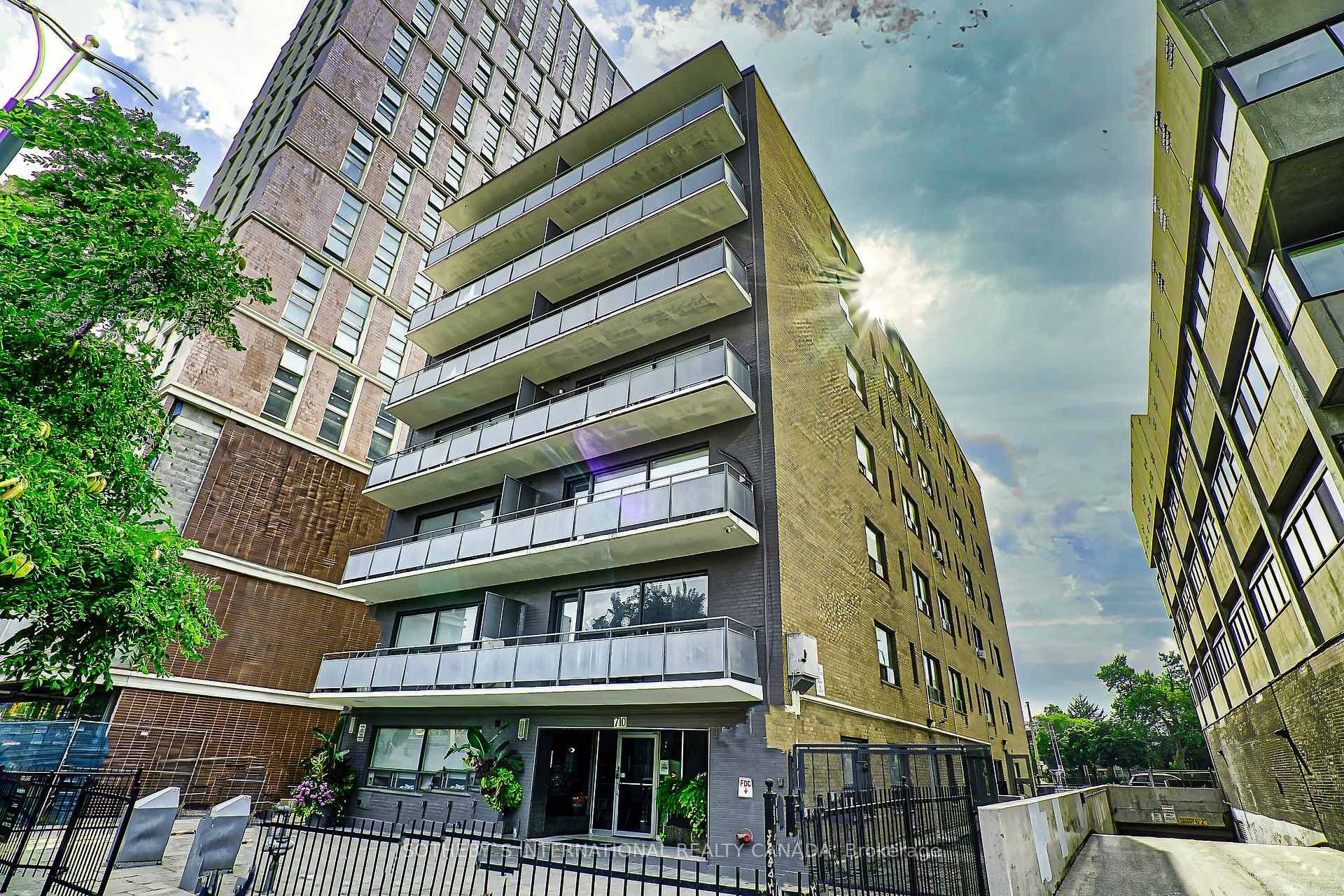 710 Spadina Avenue Unit 107 photo 11