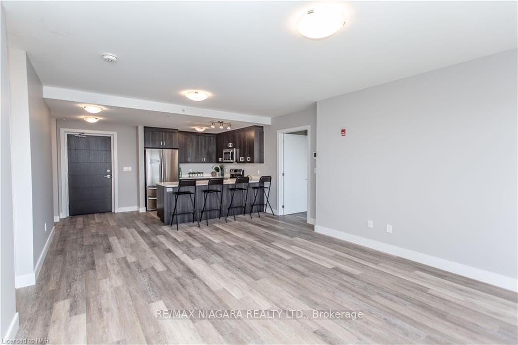 300 FOURTH Avenue Unit 507 photo 6