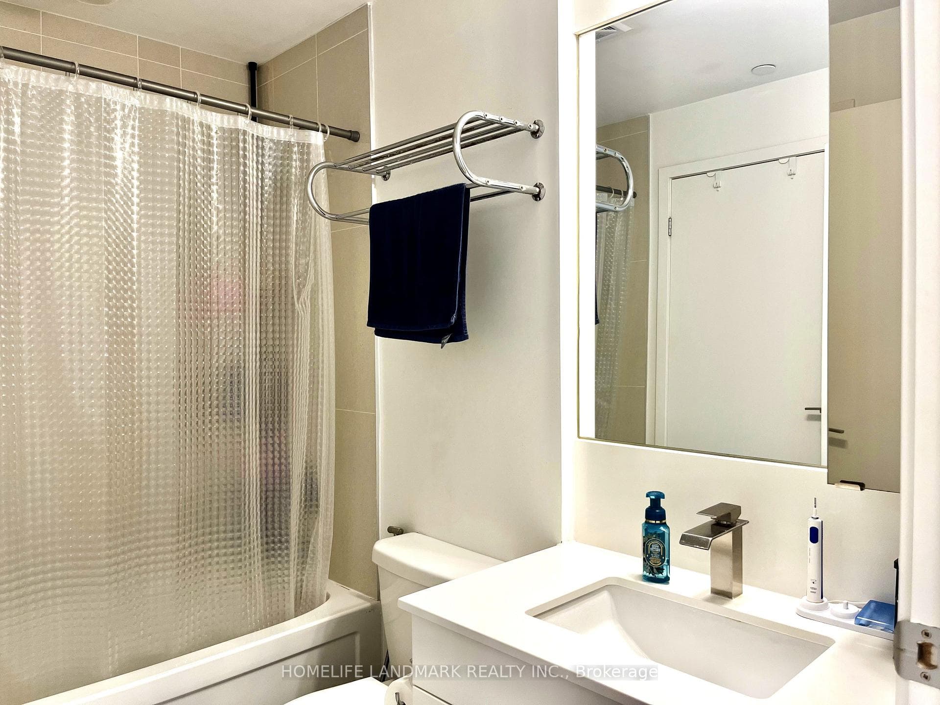 89 Dunfield Avenue Unit 1502 photo 8
