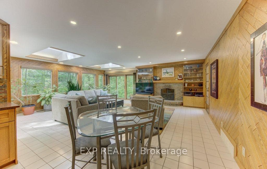 318 Shakespeare Place photo 20
