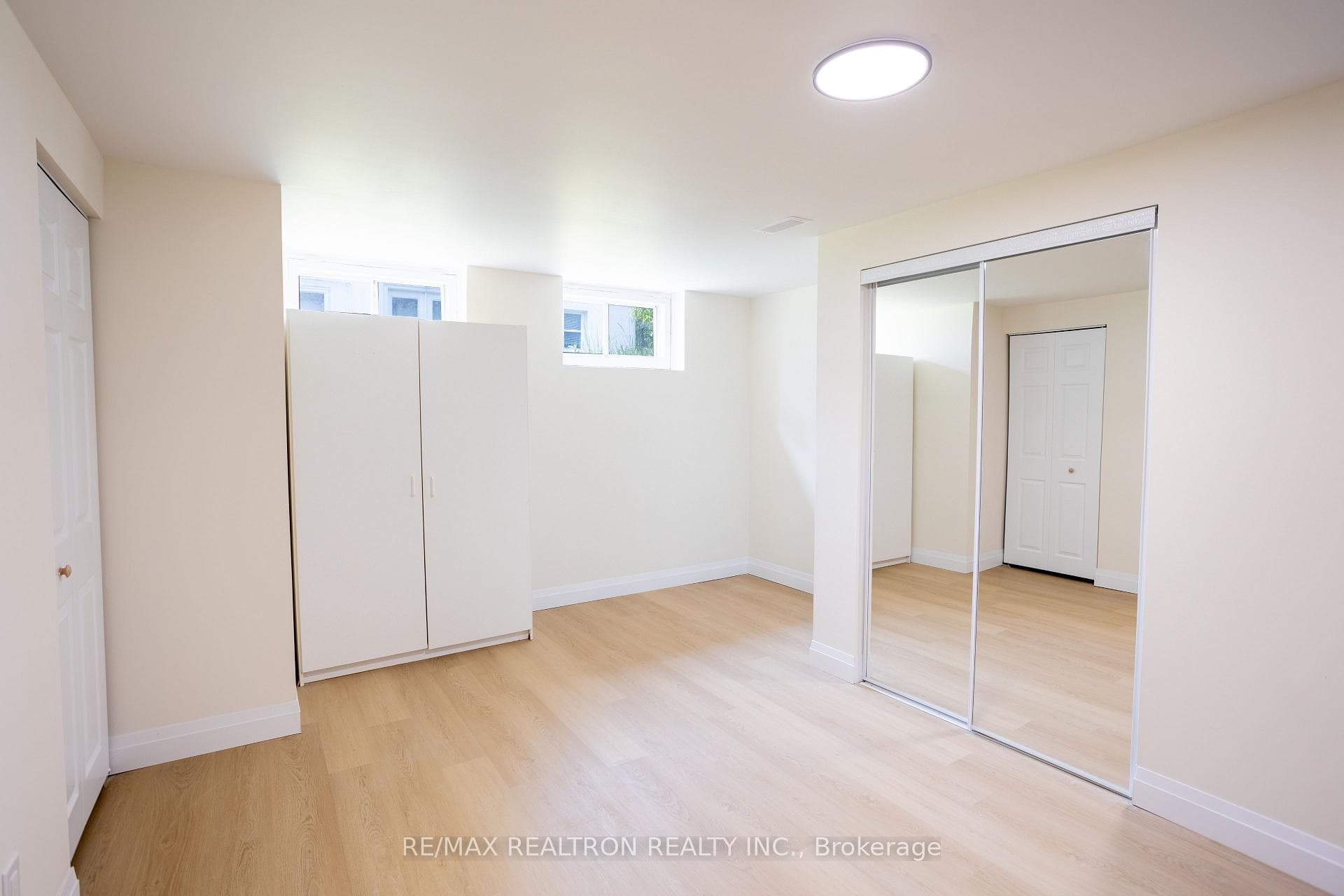 322 Shanty Bay Road Unit Bsmt photo 7
