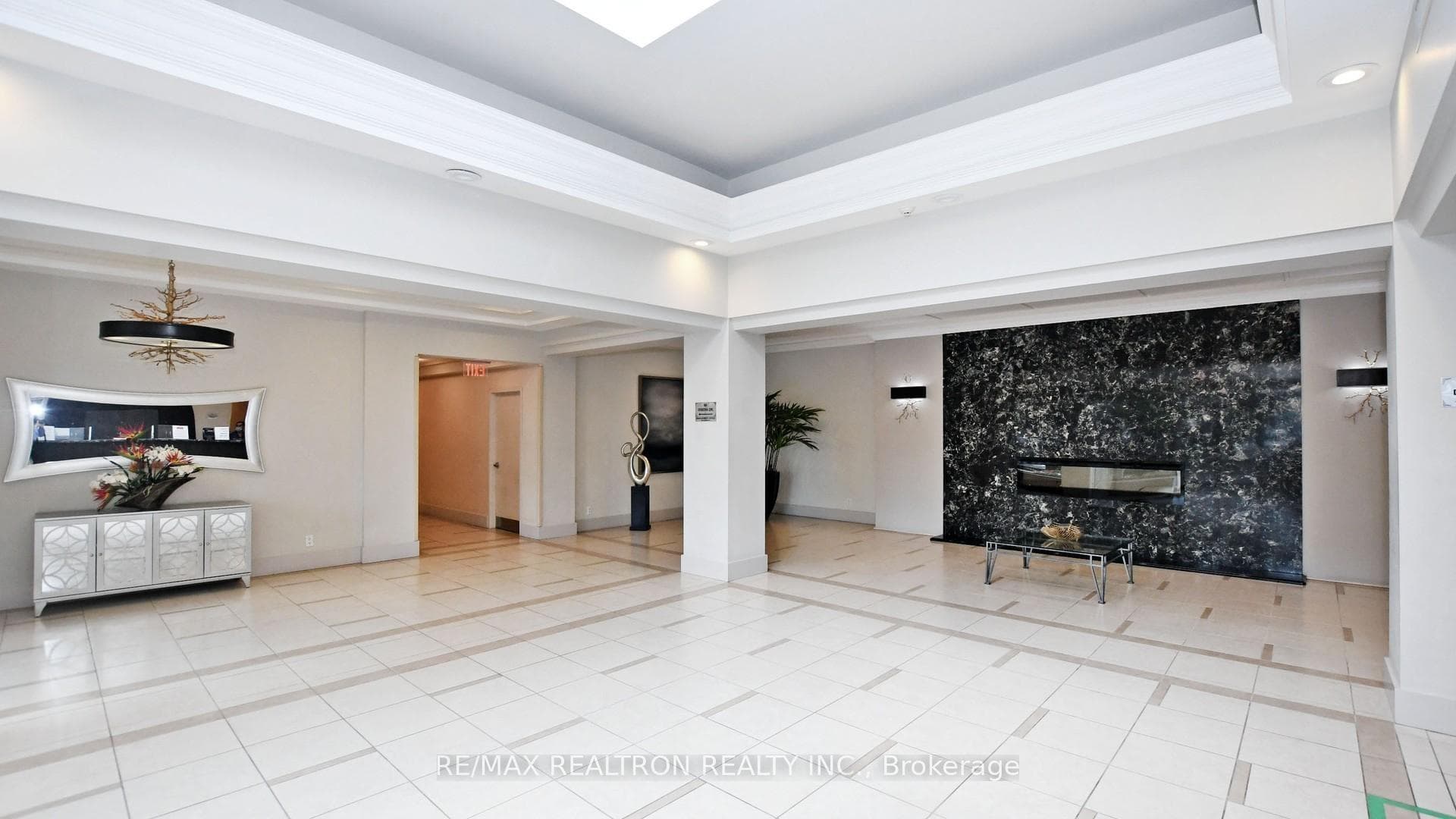 50 Disera Drive Unit 201 photo 11