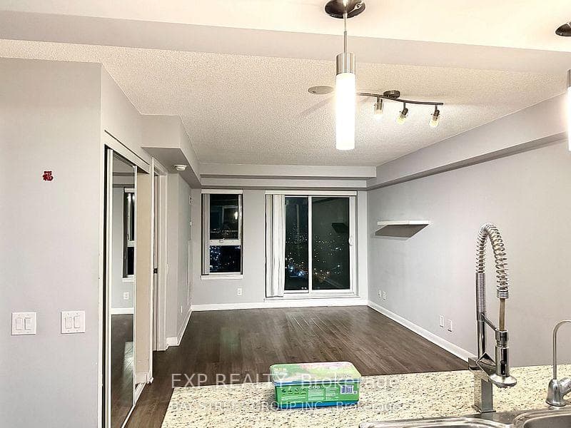 190 Borough Drive Unit 3303 photo 5
