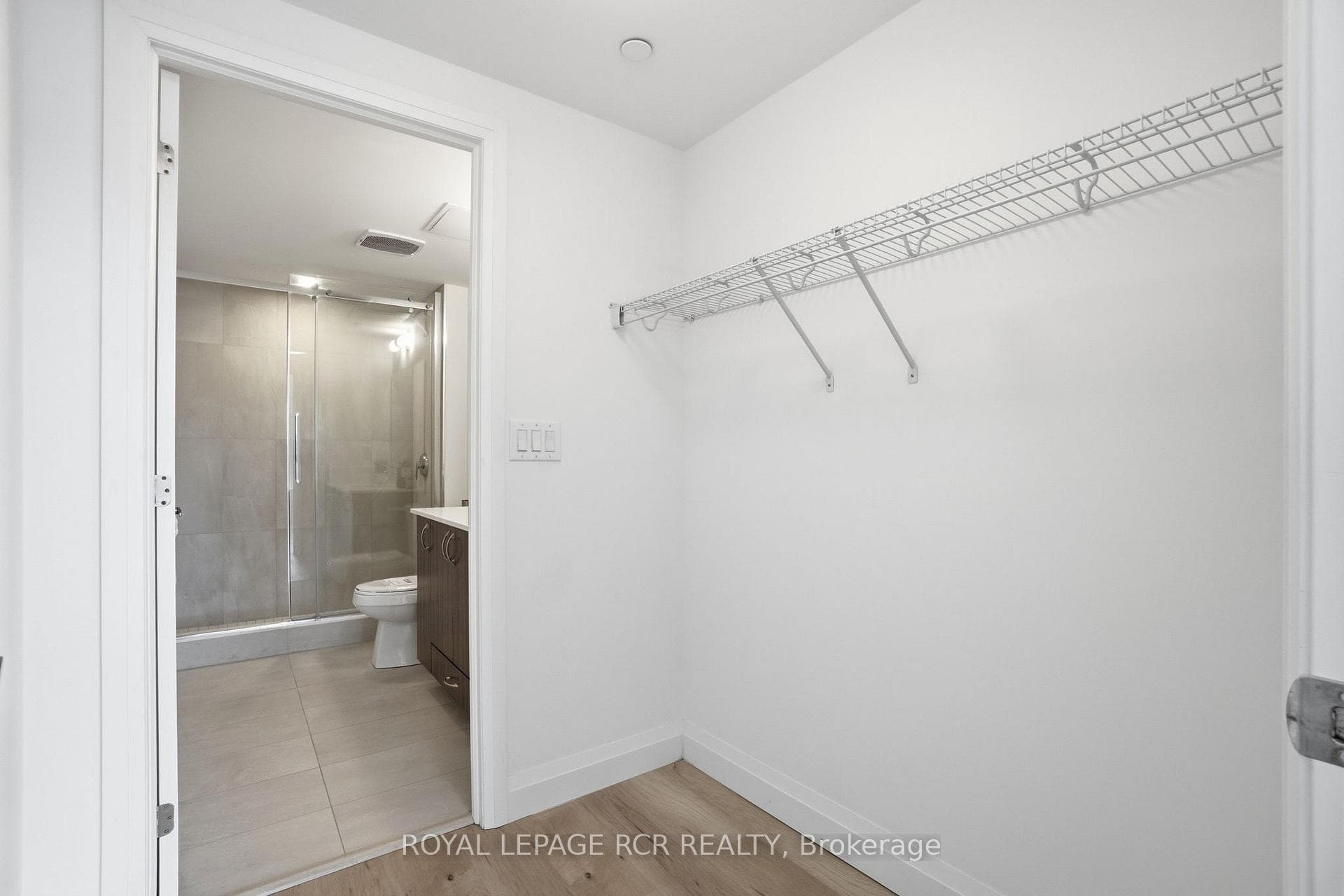 Primary bedroom Closet