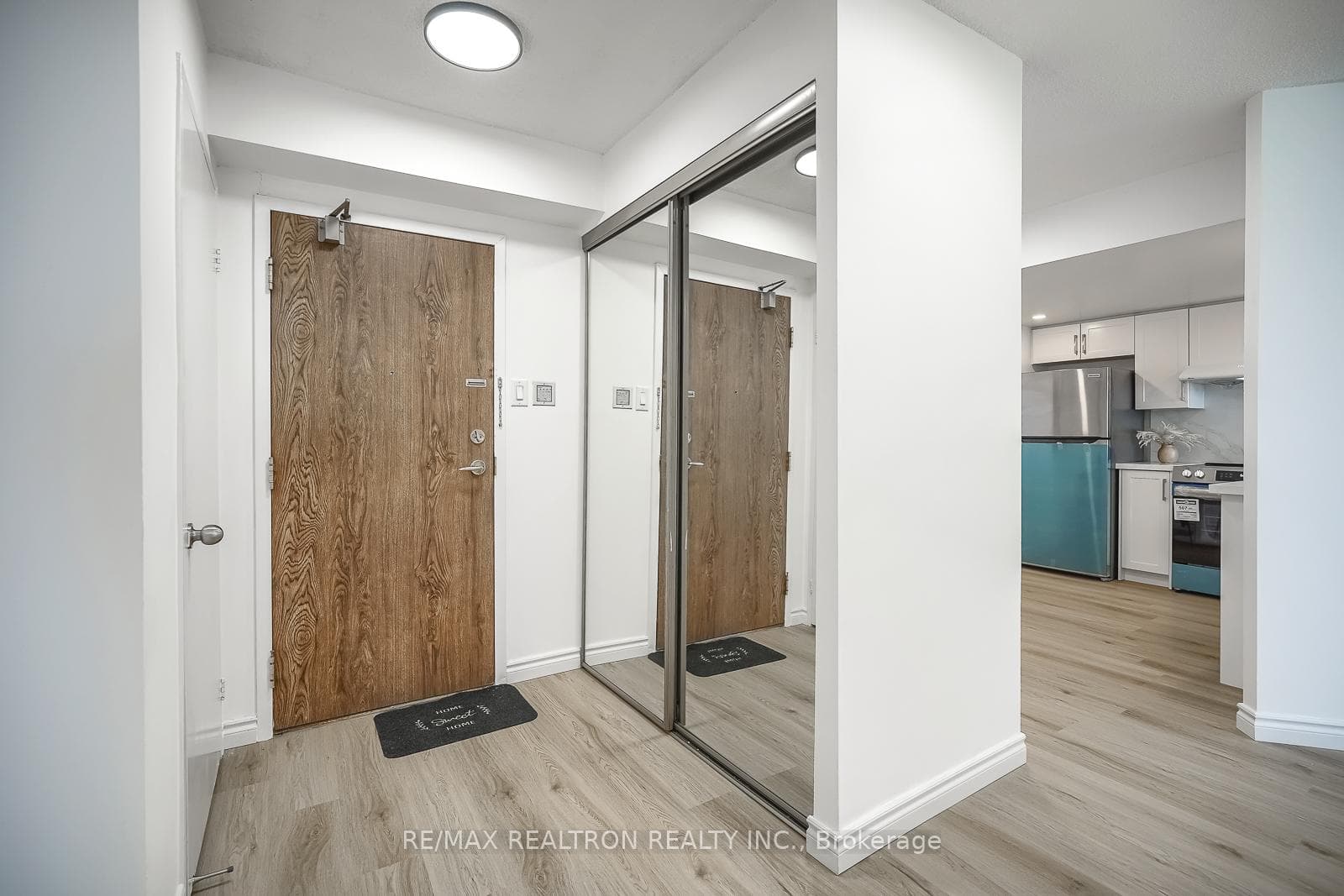 330 Alton Towers Circle Unit 1603 photo 20