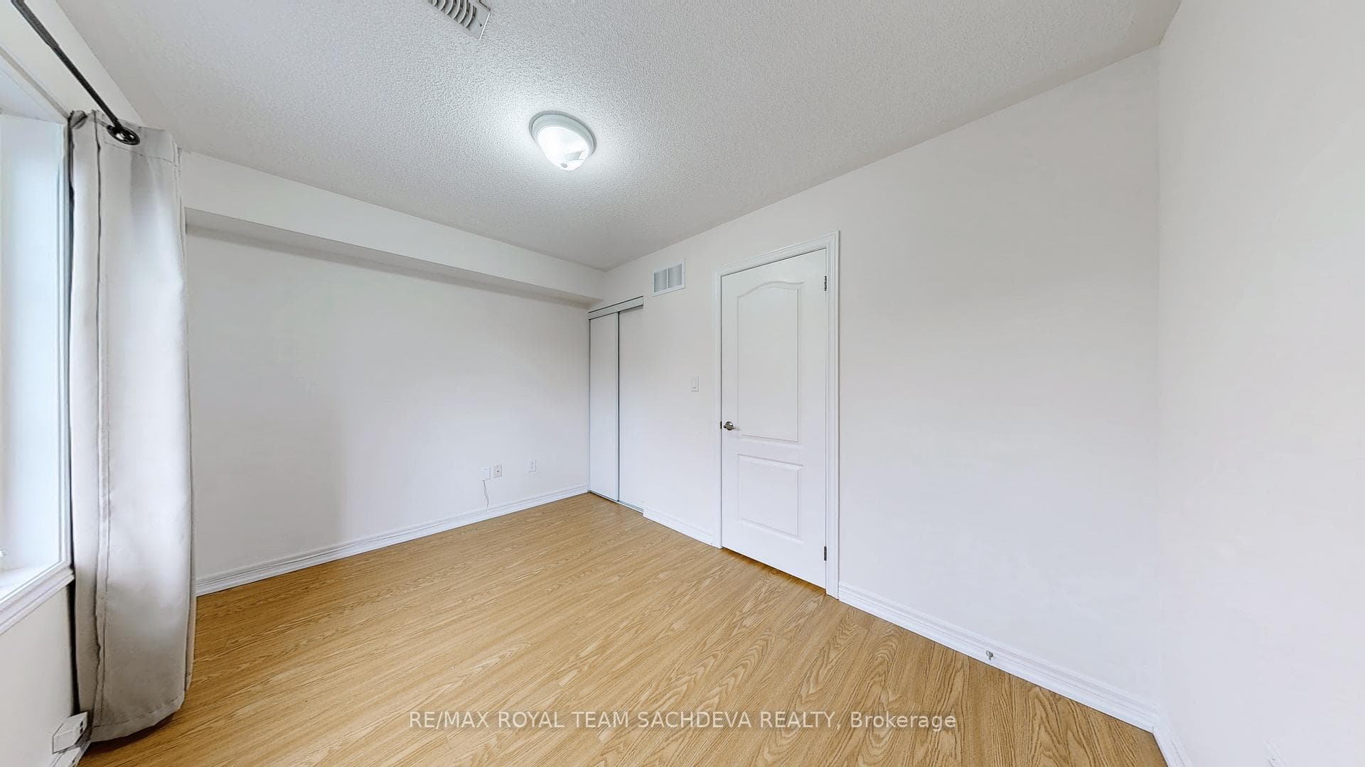 4262 Kingston Road Unit Upper photo 17