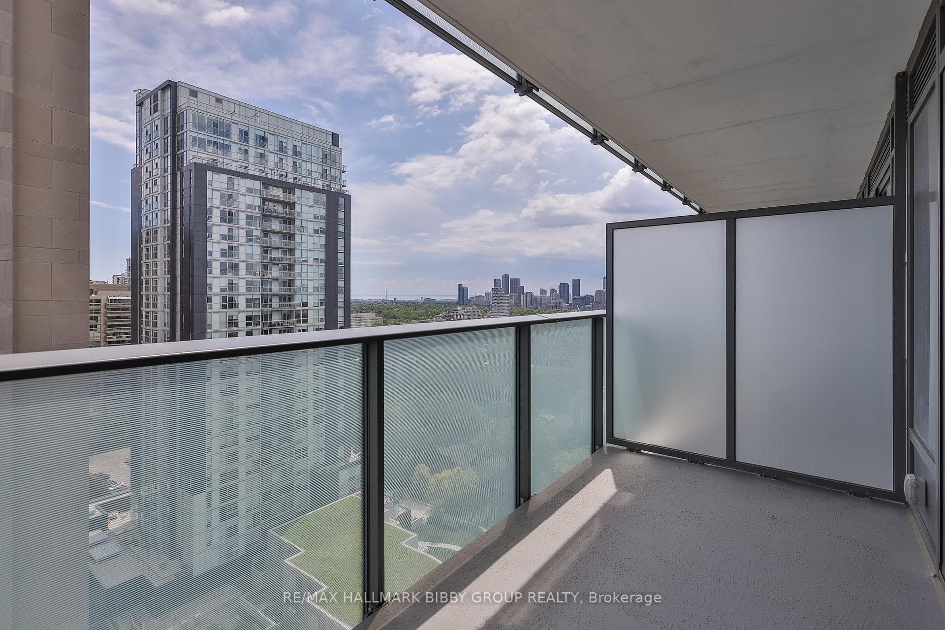 99 Foxbar Road Unit 1808 photo 25