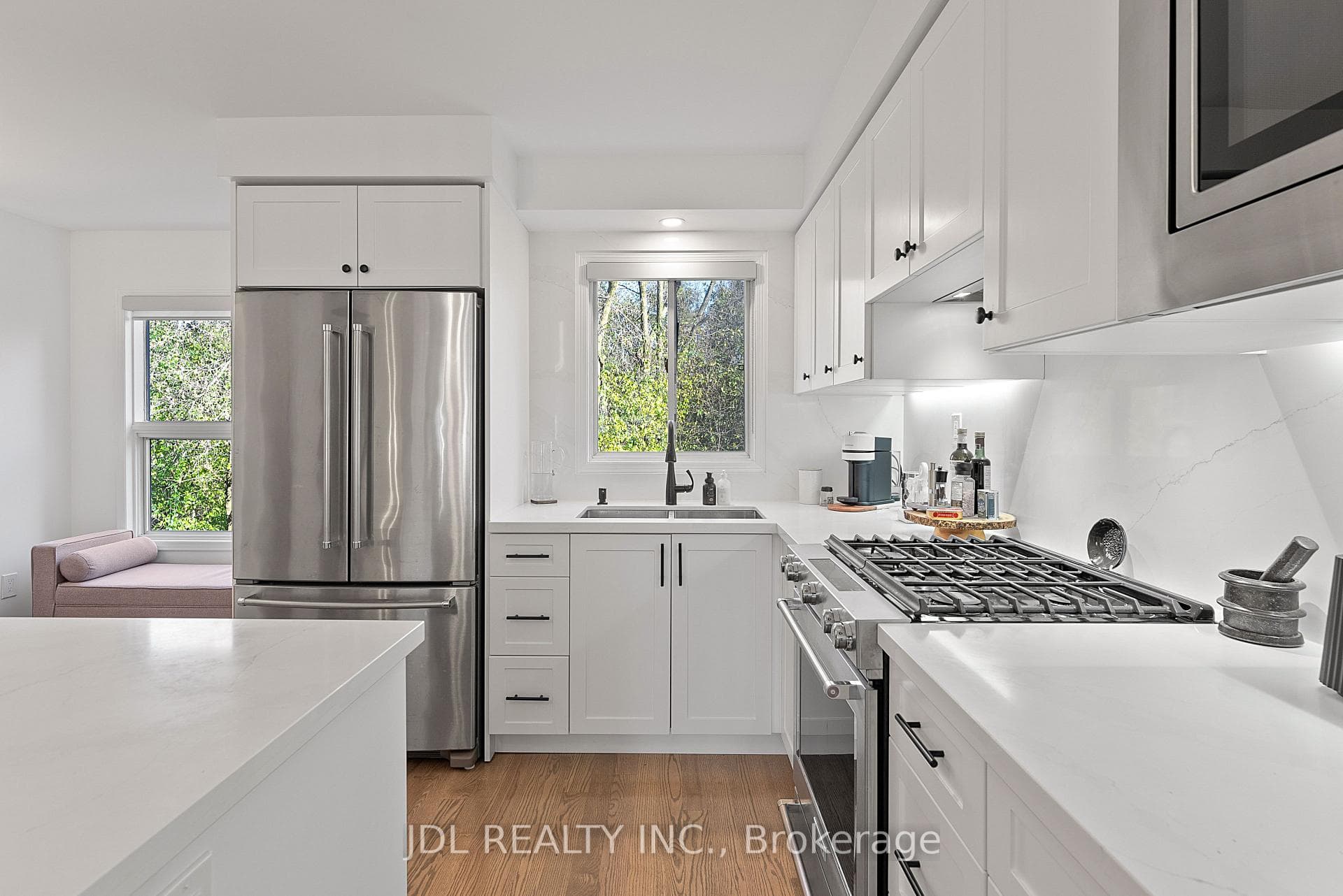 High-end Jenn-Air appliances & ravine views