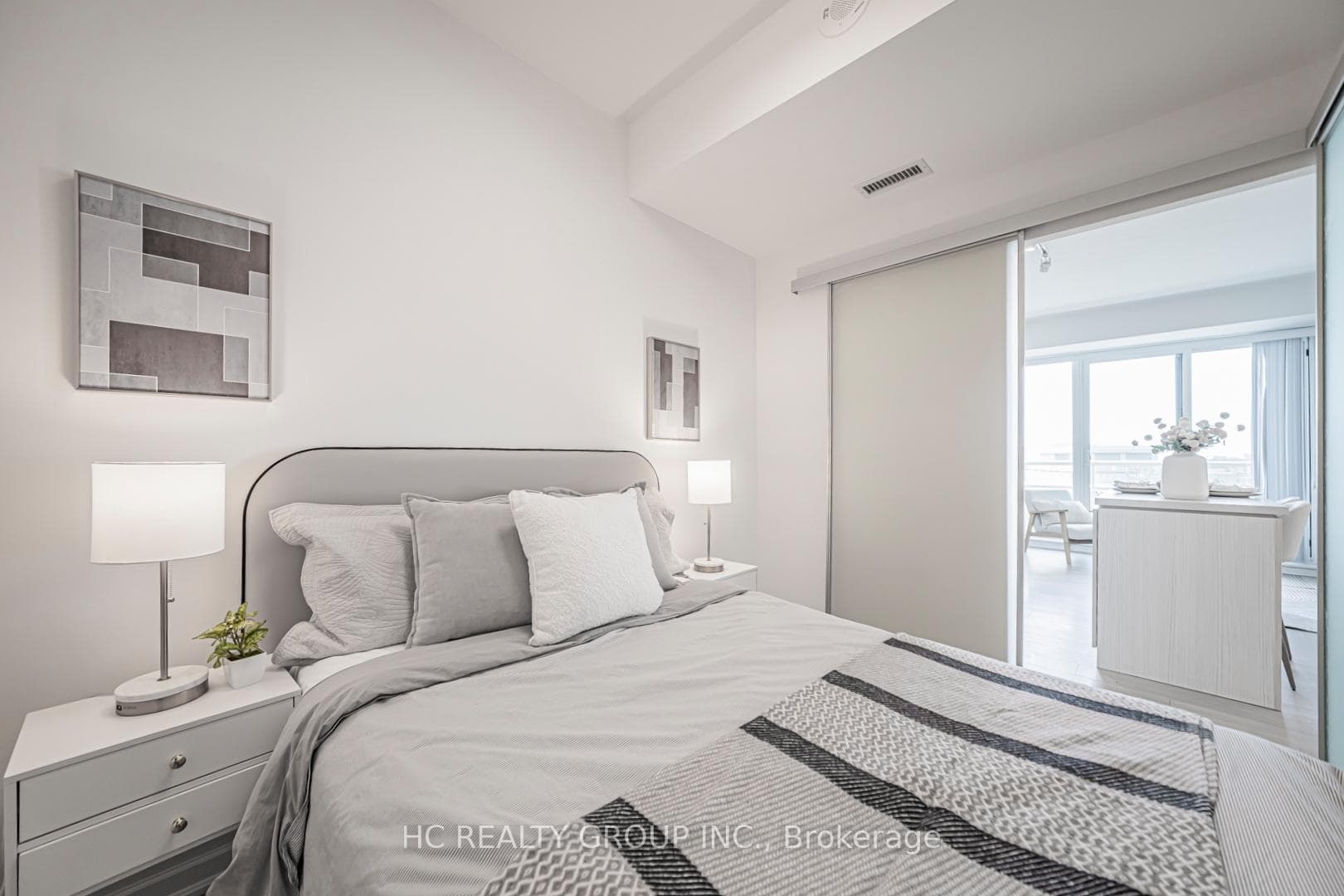 10 Rouge Valley Drive Unit 1213A photo 12