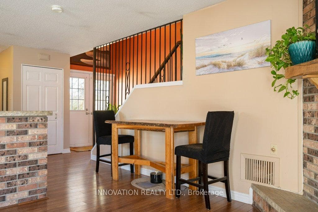 109 Slater Road photo 4
