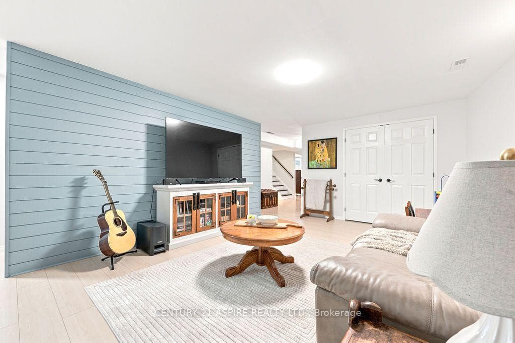 978 Rantz Road photo 41