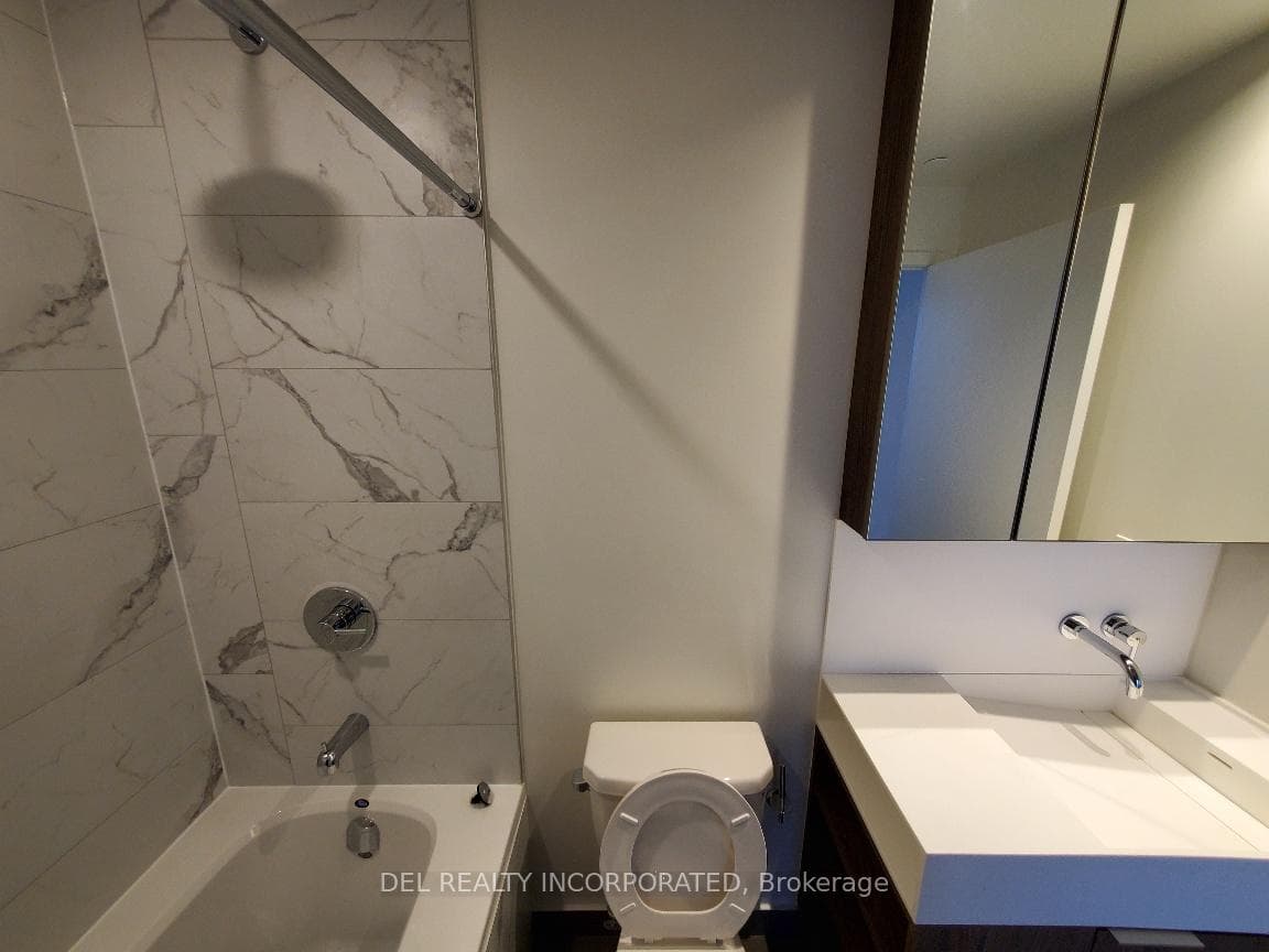 15 Lower Jarvis Street Unit 3310 photo 6