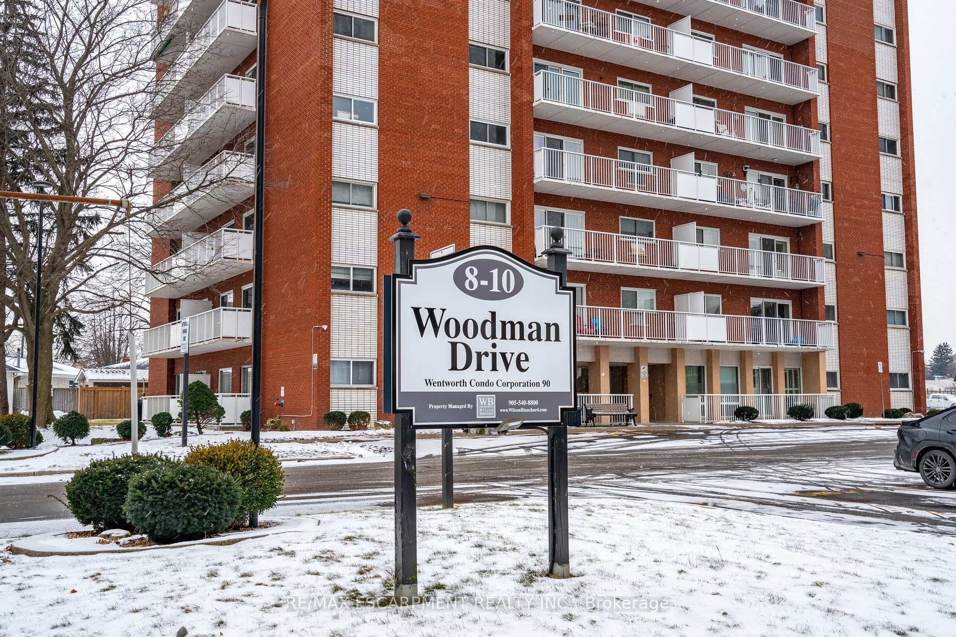 10 WOODMAN Drive Unit 304 photo 2