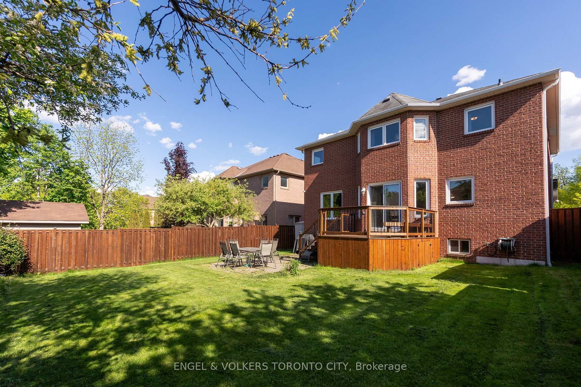 24 Timber Valley Avenue photo 43