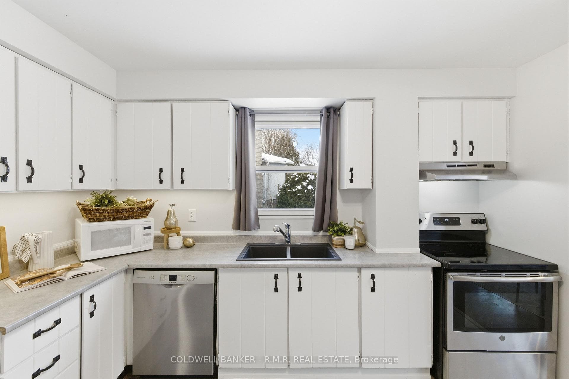 11 Beecroft Court photo 16