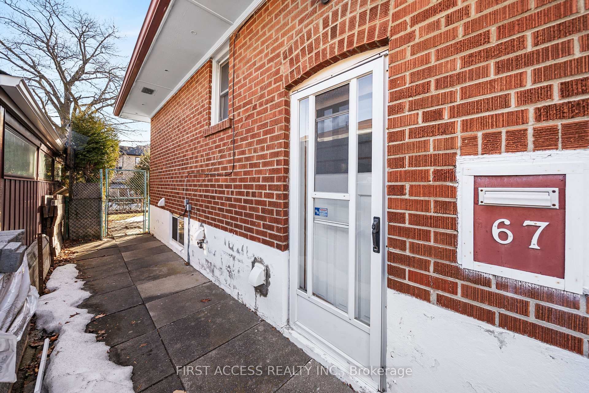 67 Droxford Avenue photo 35
