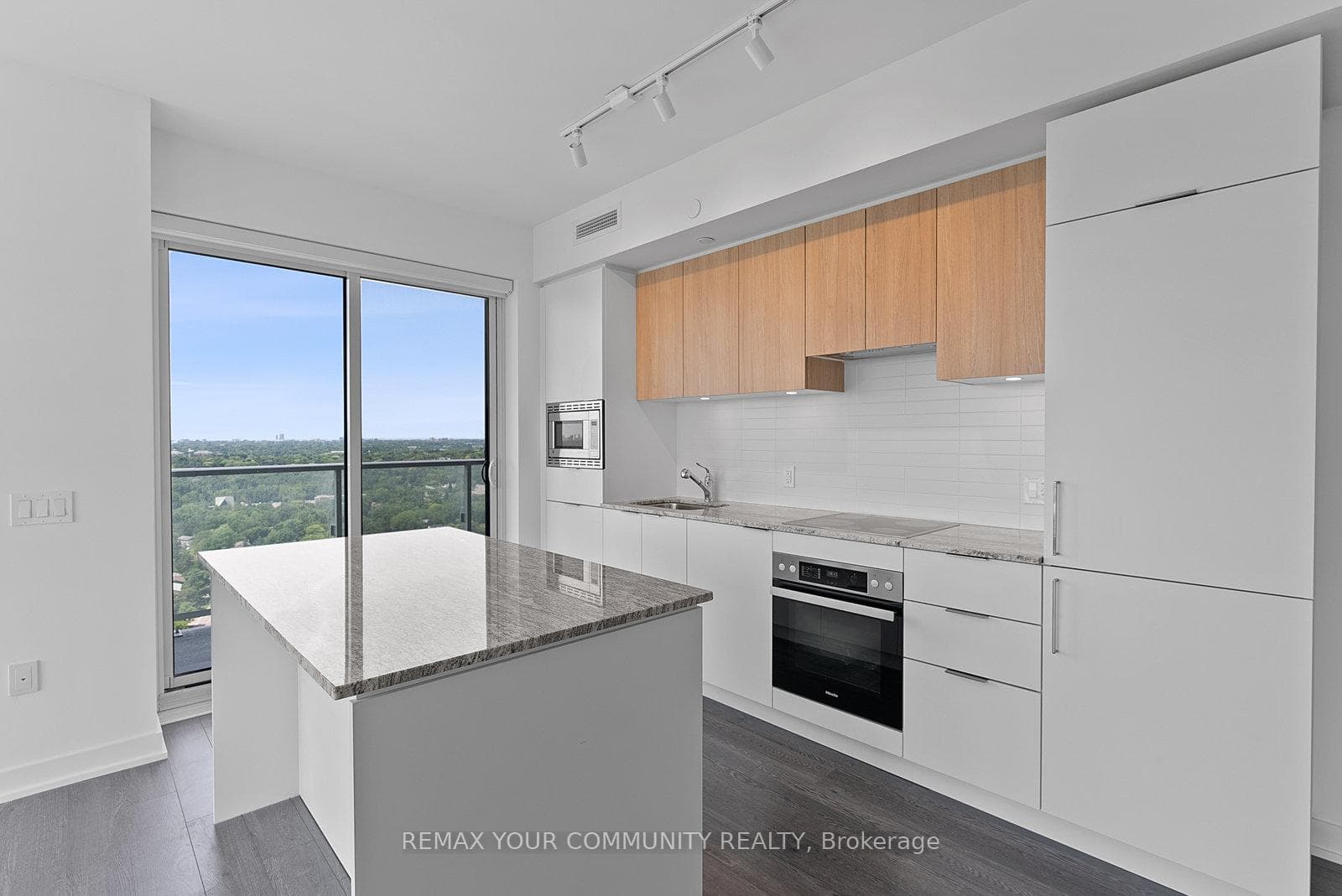50 O'Neill Road Unit 2511 photo 3