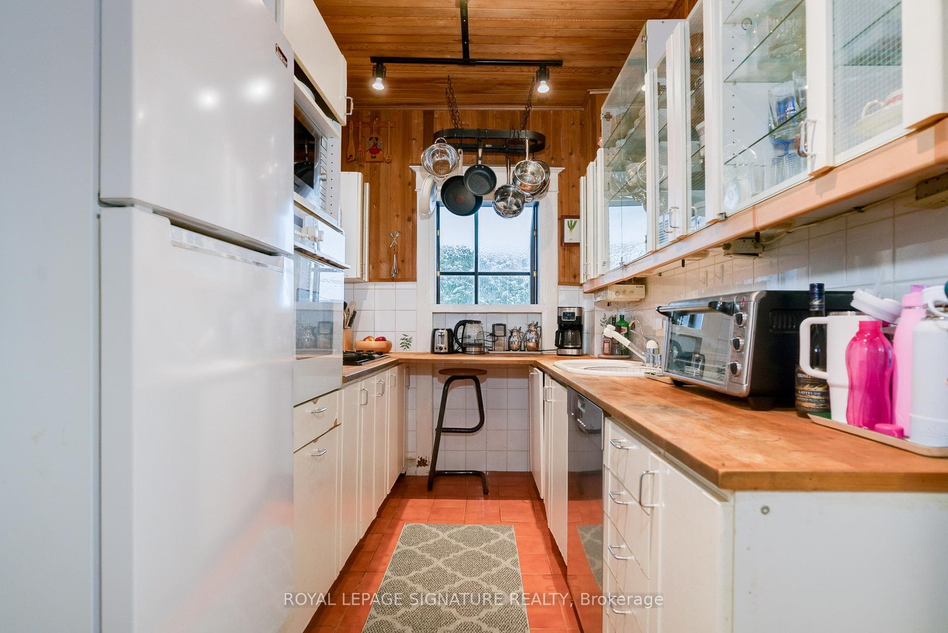 galley kitchen