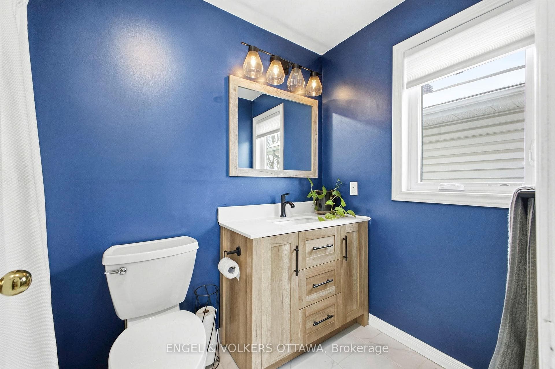 14 Atoll Street photo 15