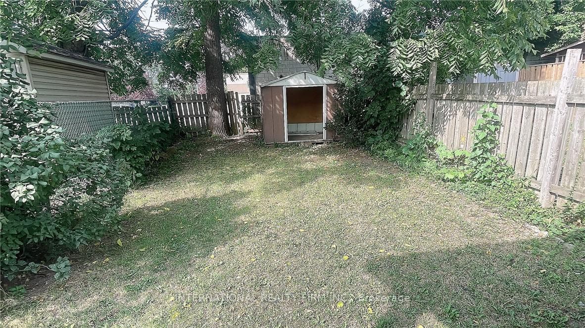 89 Newlands Avenue photo 29