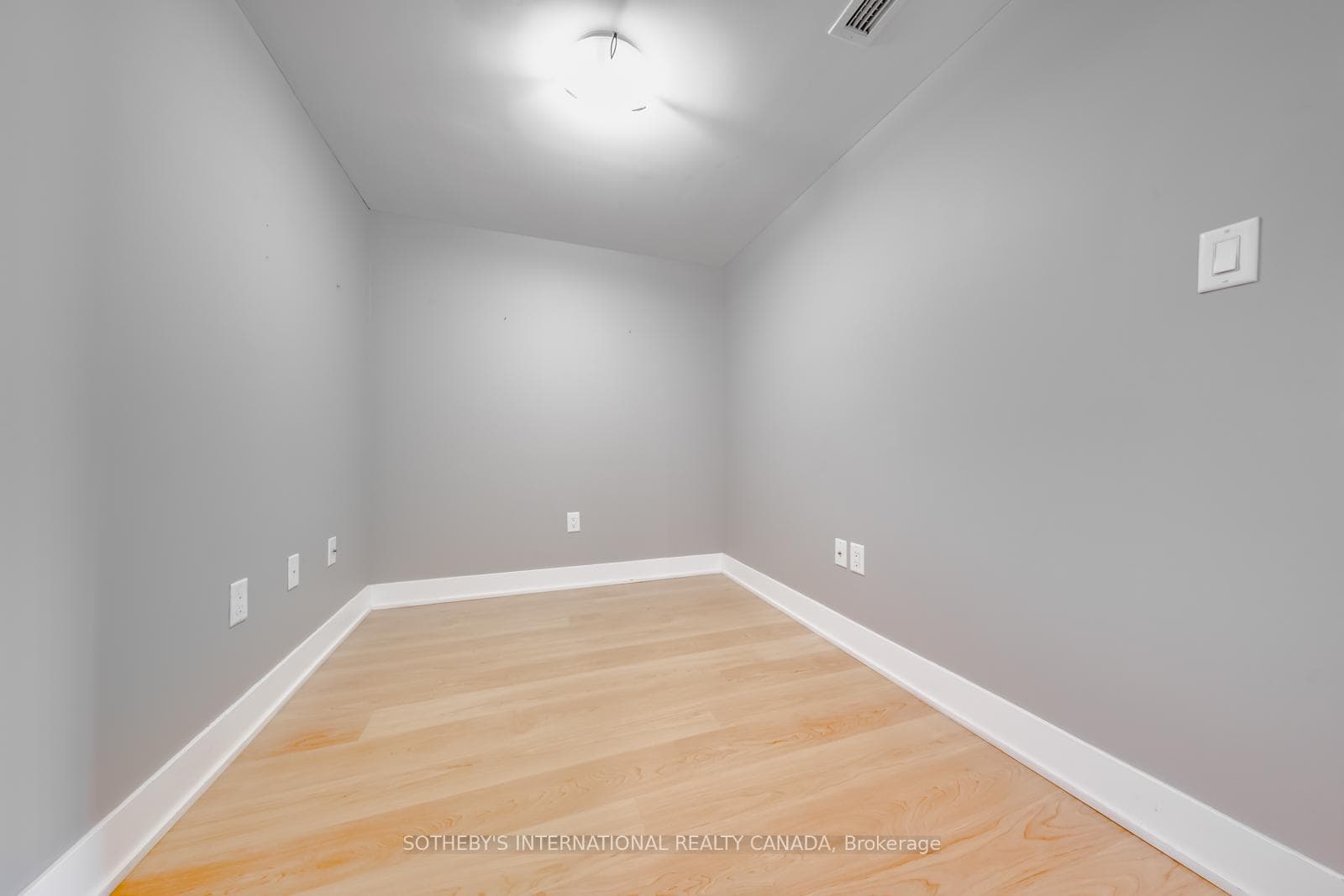 20 Blue Jays Way Unit 1705 photo 26