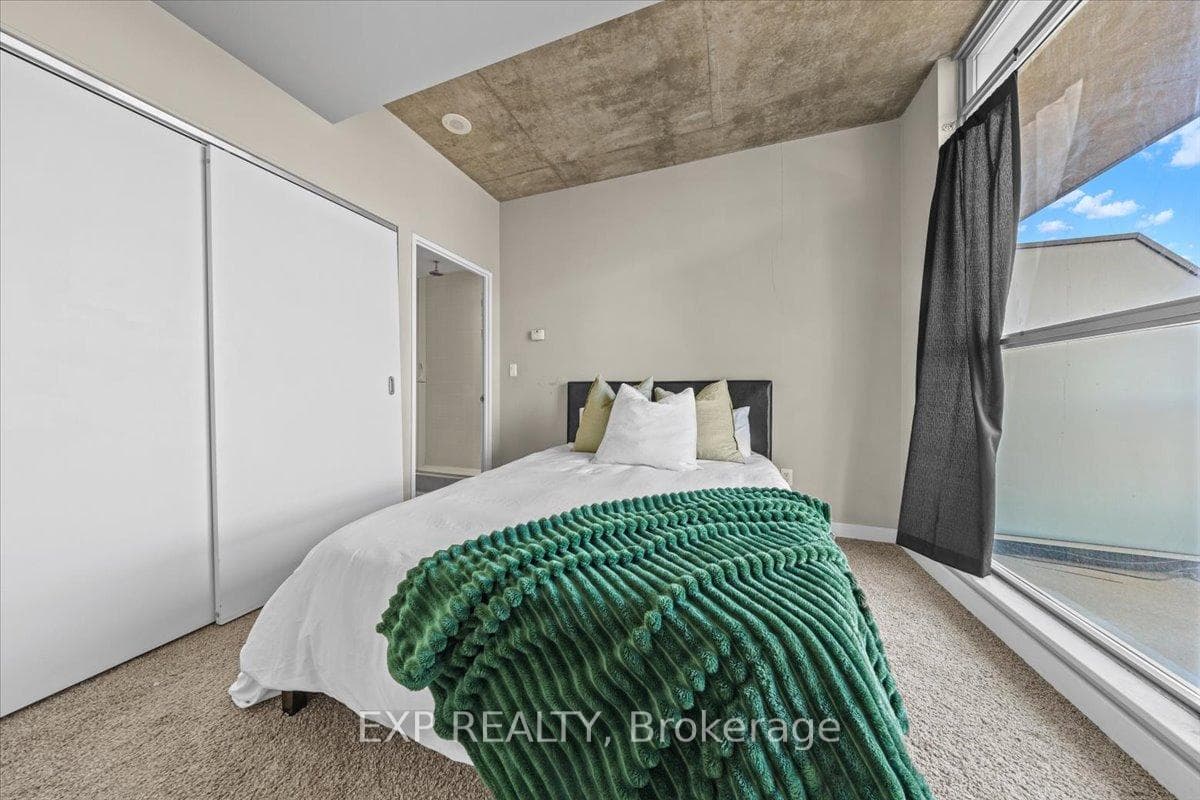 179 GEORGE Street Unit 603 photo 17