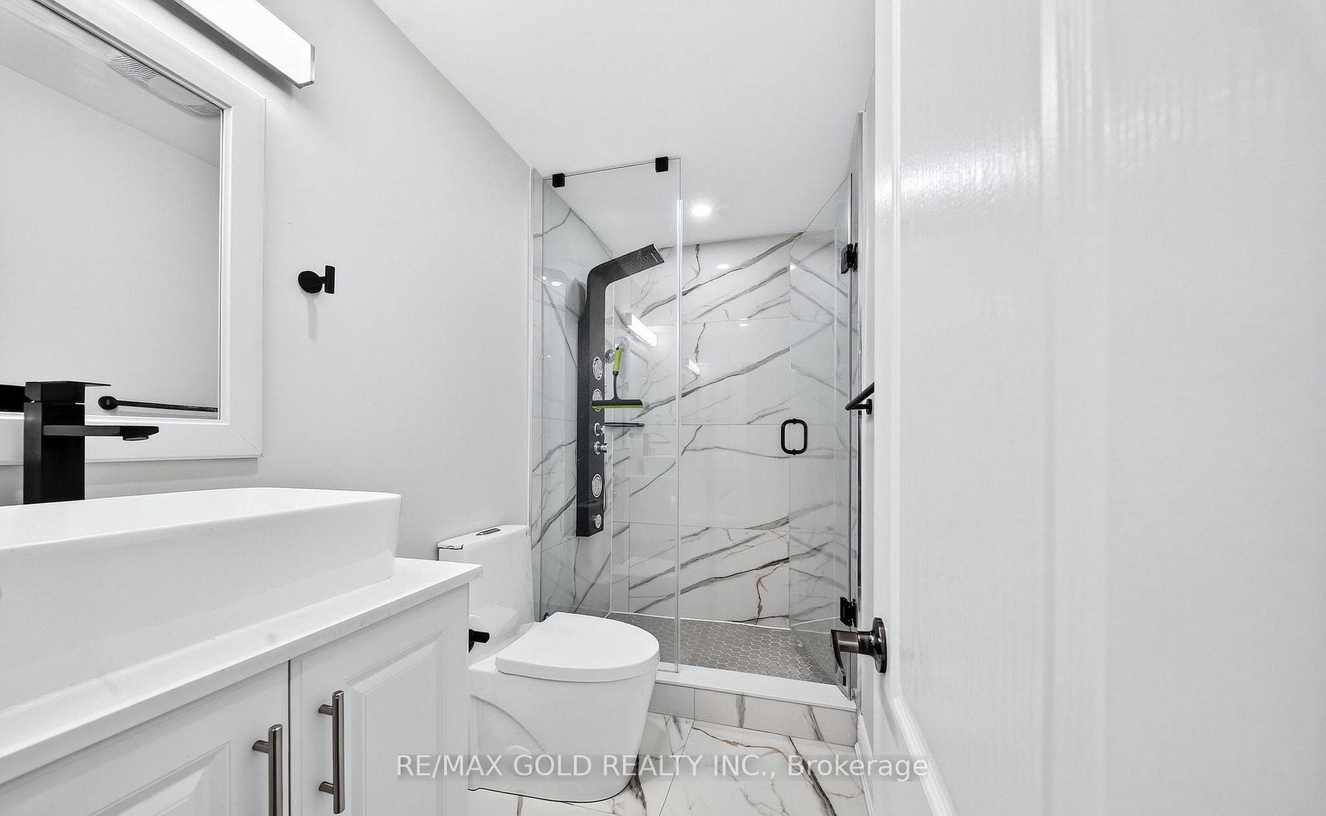 161 Shephard Avenue photo 43