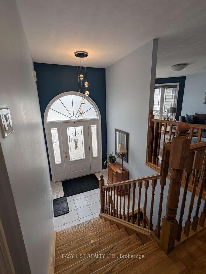 6 Gagnon Court photo 3