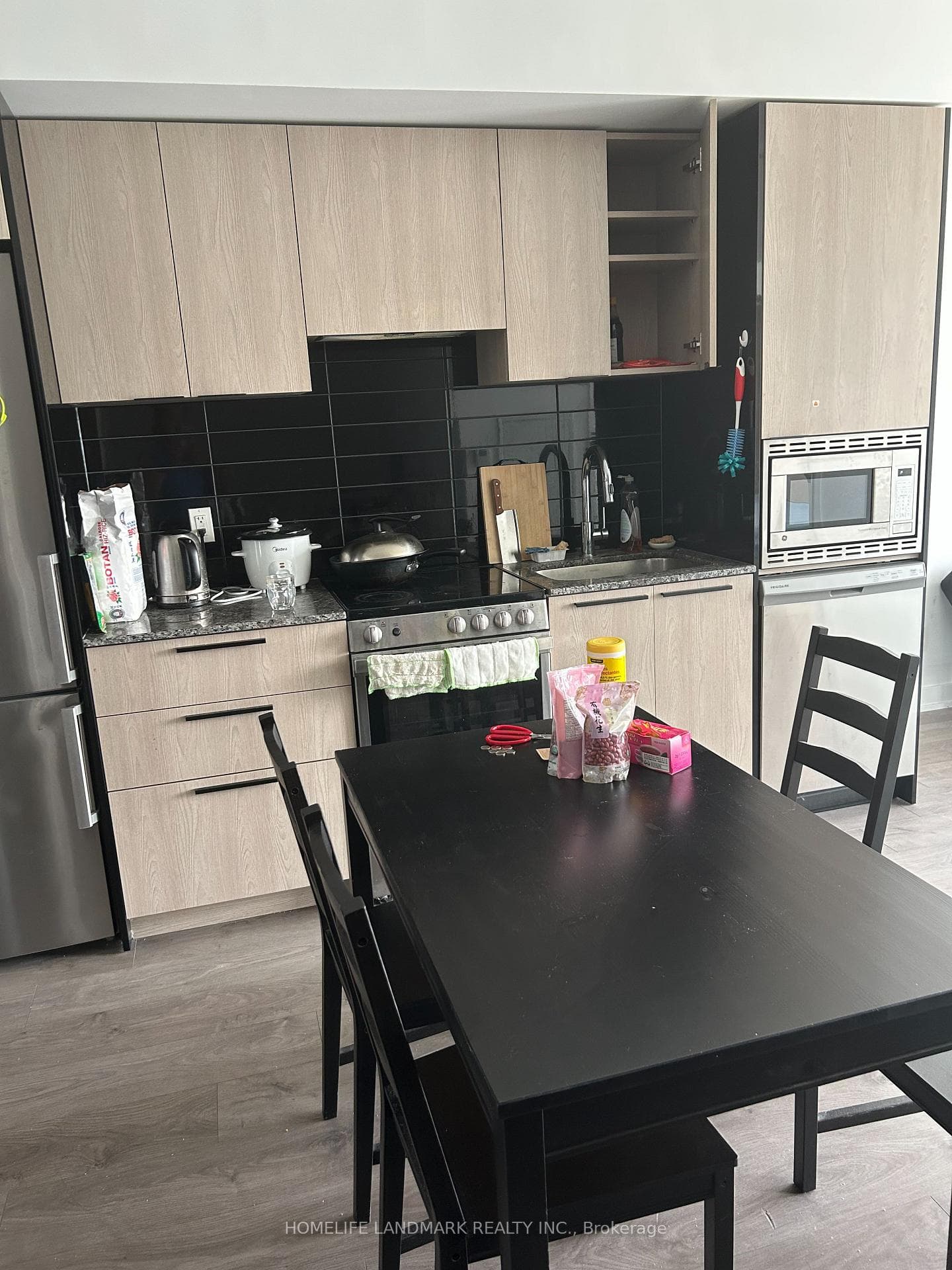 501 Yonge Avenue Unit 1907 photo 10