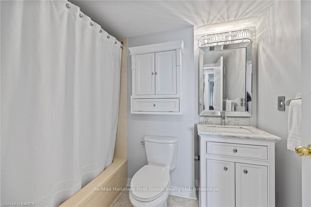 675 DAVIS Drive Unit 710 photo 29