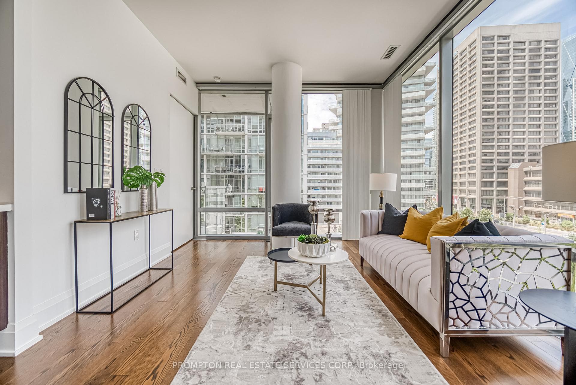 39 Queens Quay Unit 503 photo 16