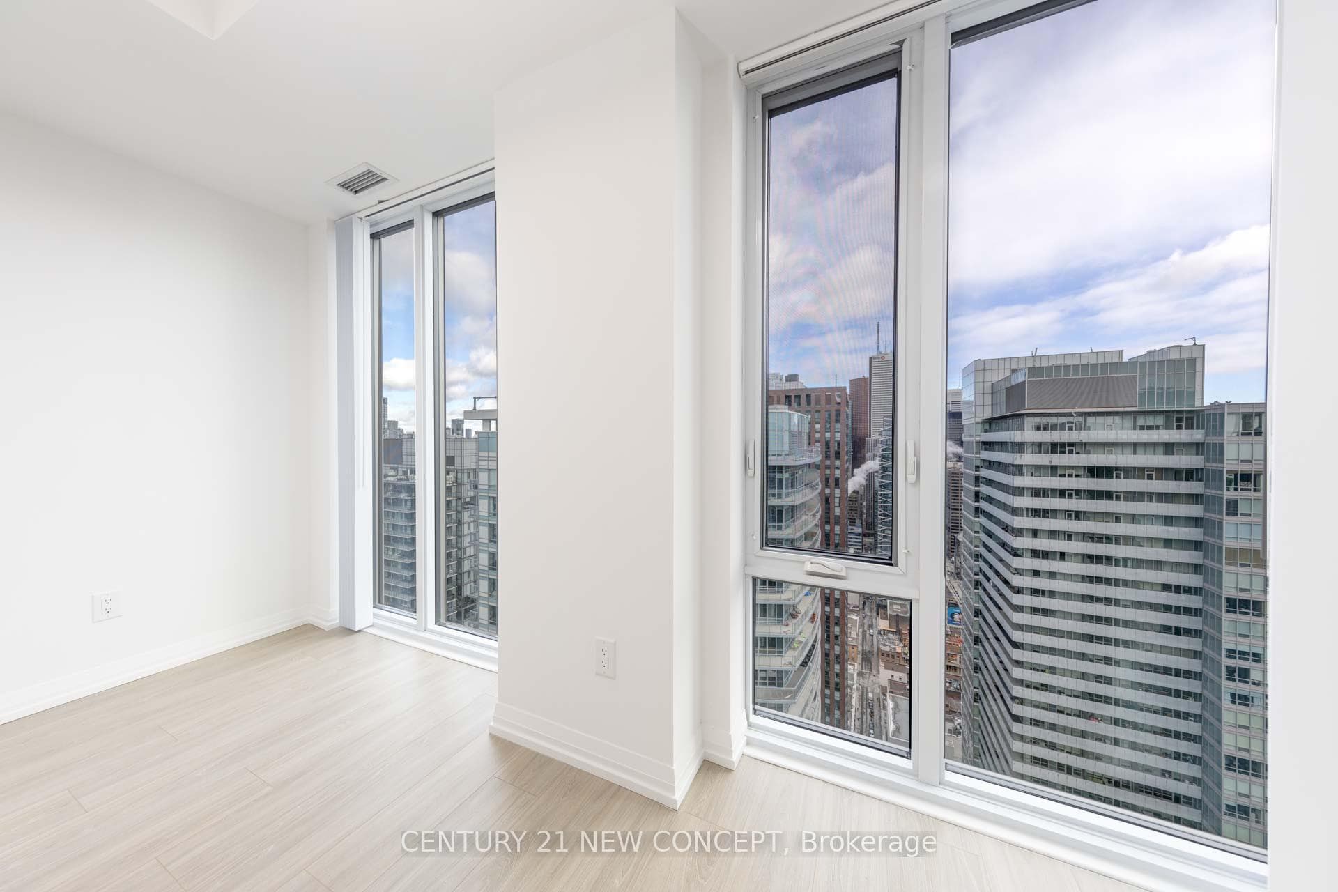 8 Widmer Street Unit 5009 photo 13